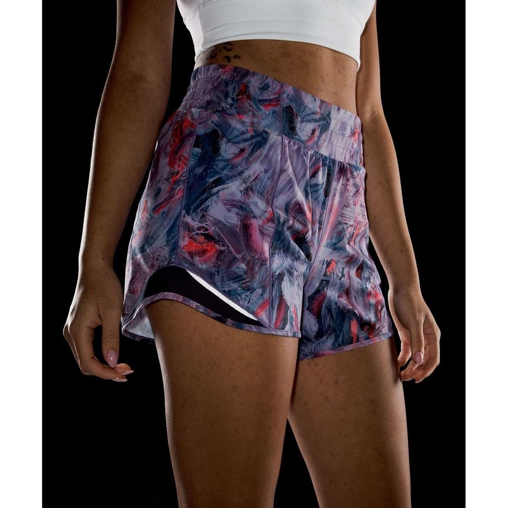 Lululemon Hotty 2" Hot High-Rise Lined Short Size 8 Atmospheric Purple Multi